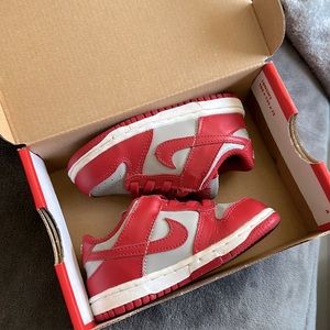 EUC NIKE dunk low 7c 👟